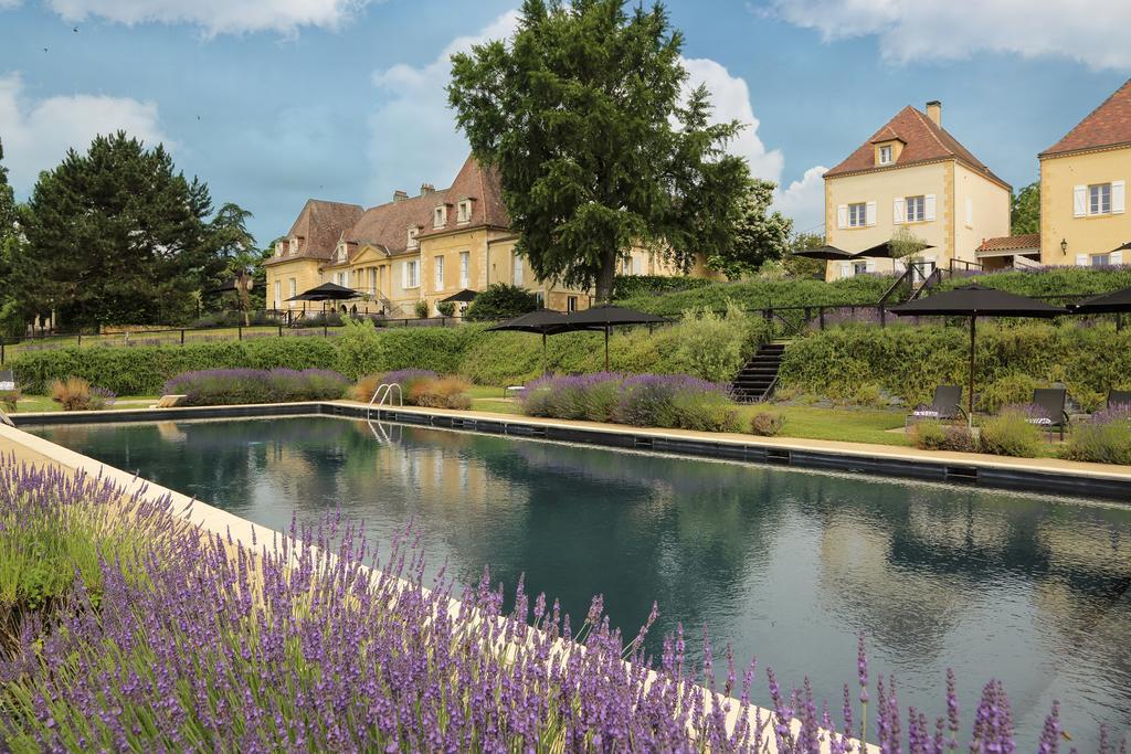 Chateau Les Merles Et Ses Villas Mouleydier Екстериор снимка