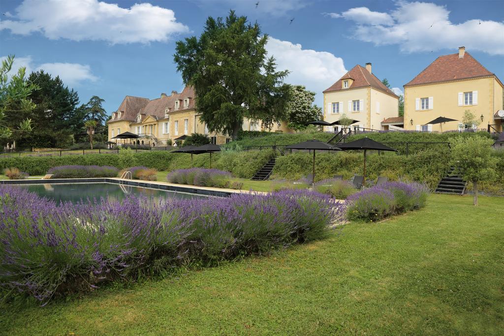 Chateau Les Merles Et Ses Villas Mouleydier Екстериор снимка