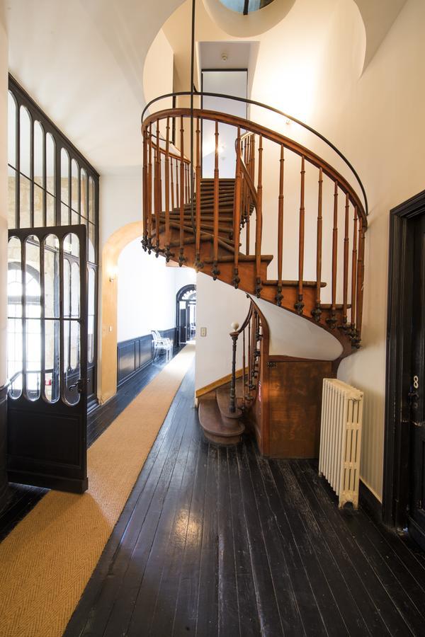 Chateau Les Merles Et Ses Villas Mouleydier Екстериор снимка