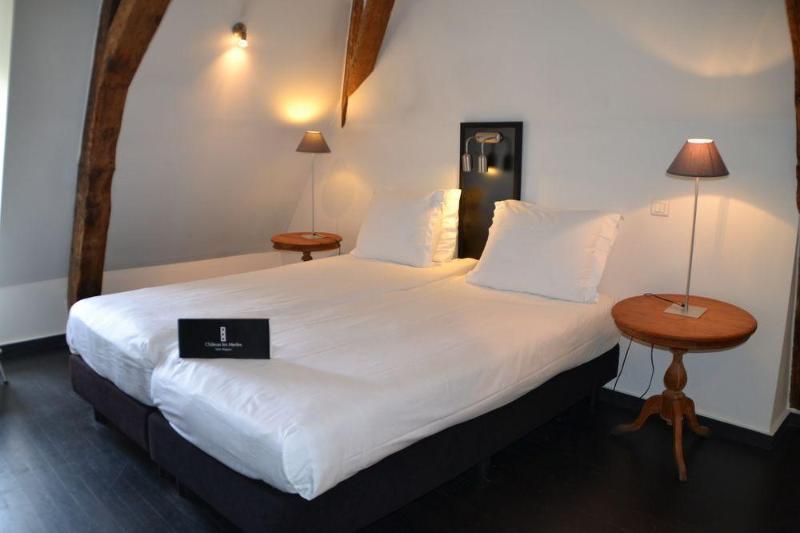 Chateau Les Merles Et Ses Villas Mouleydier Екстериор снимка