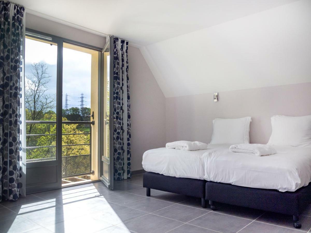 Chateau Les Merles Et Ses Villas Mouleydier Екстериор снимка